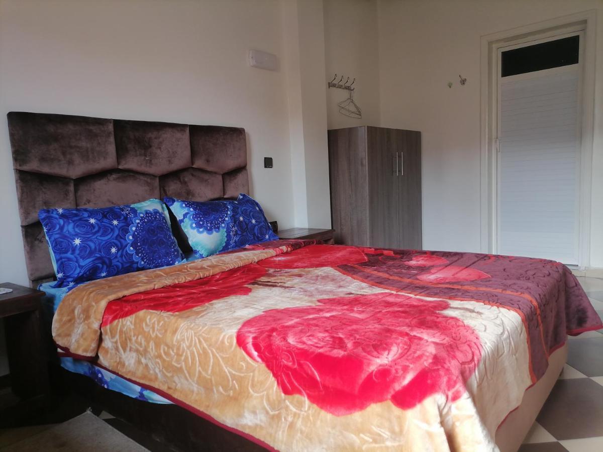 Zellaka Hotel & Cafe Khouribga Bagian luar foto